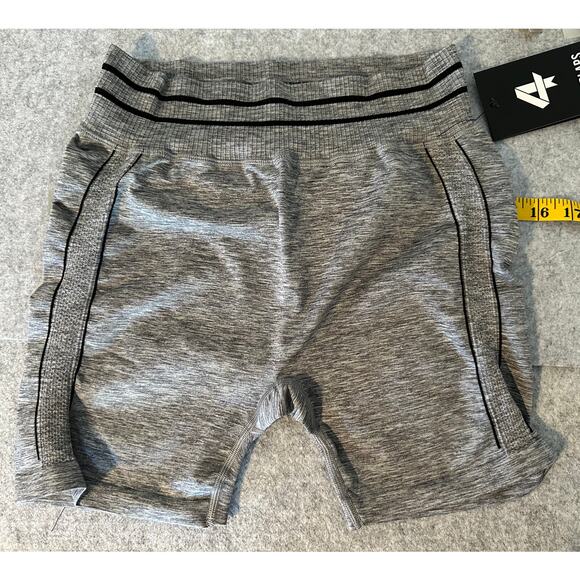 NWT Women's 3 Piece Workout Set Shorts/Bra/Tank Size XL - Picture 2 of 9